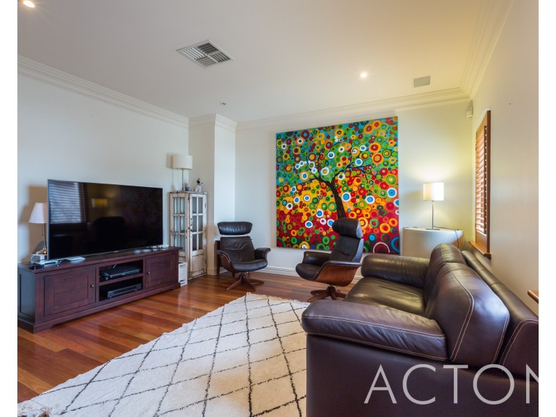 86 Clement Street, Swanbourne WA 6010