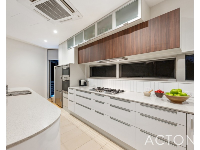 15 Curtin Avenue, Cottesloe WA 6011