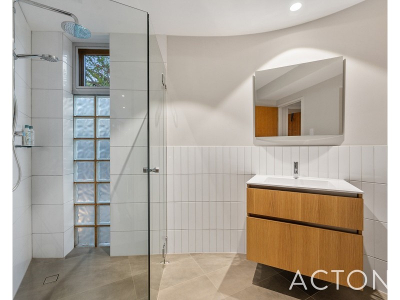 15 Curtin Avenue, Cottesloe WA 6011