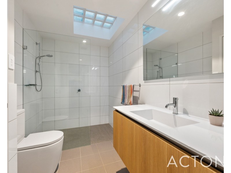 15 Curtin Avenue, Cottesloe WA 6011