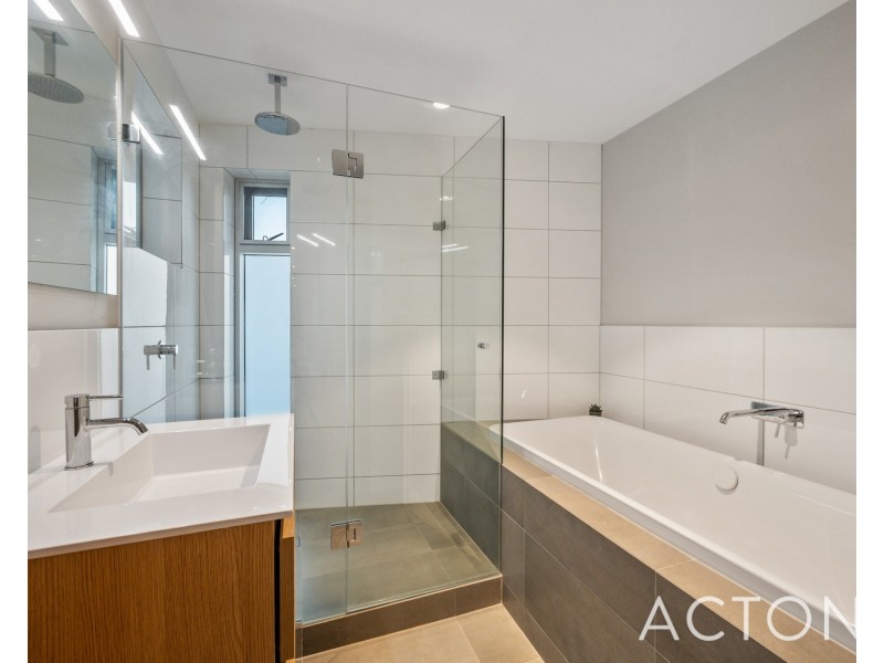 15 Curtin Avenue, Cottesloe WA 6011