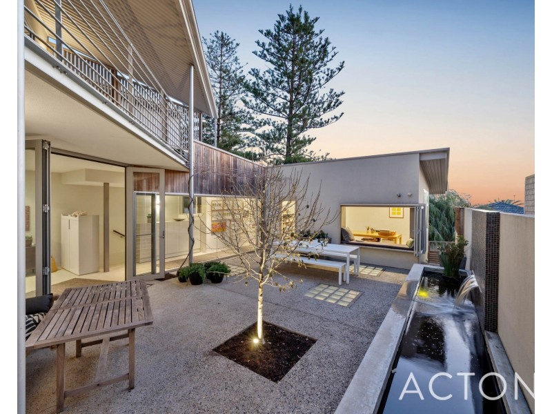 15 Curtin Avenue, Cottesloe WA 6011