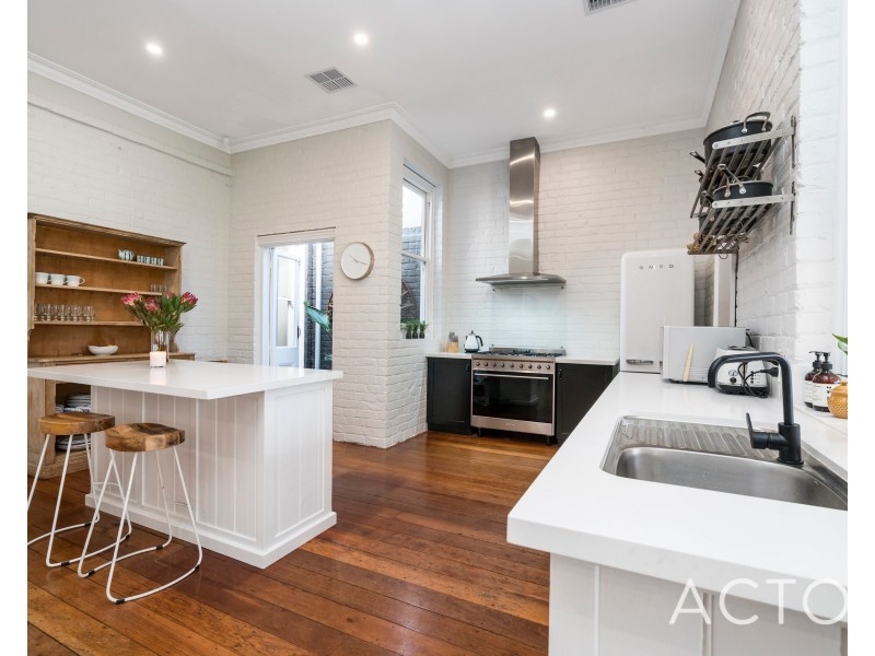 122 Townshend Road, Subiaco WA 6008