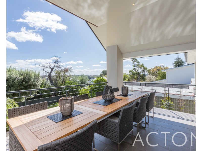 27 Saunders Street, Swanbourne WA 6010