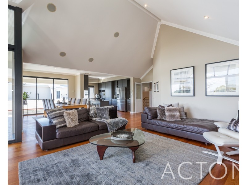 27 Saunders Street, Swanbourne WA 6010