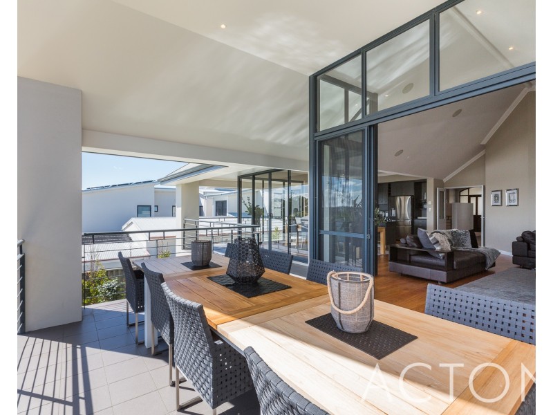 27 Saunders Street, Swanbourne WA 6010