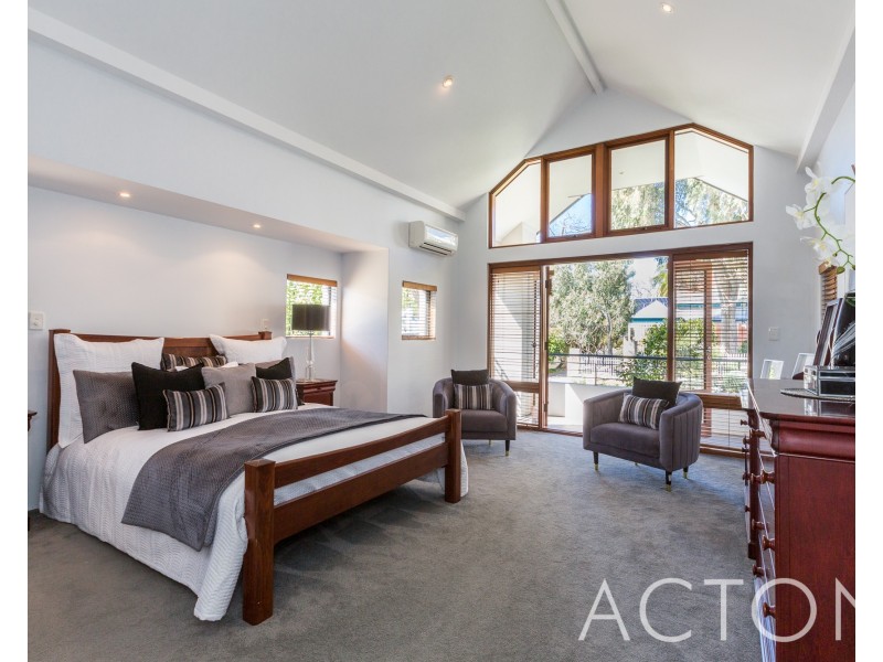 27 Saunders Street, Swanbourne WA 6010