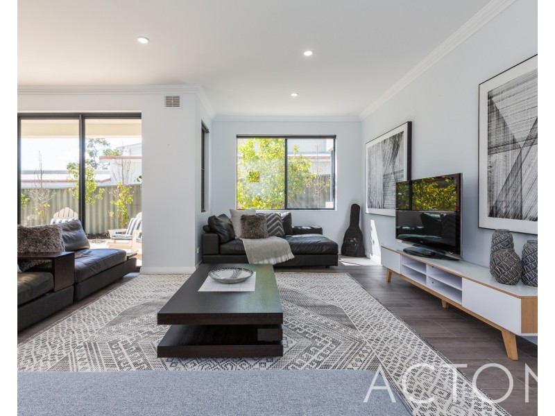 27 Saunders Street, Swanbourne WA 6010