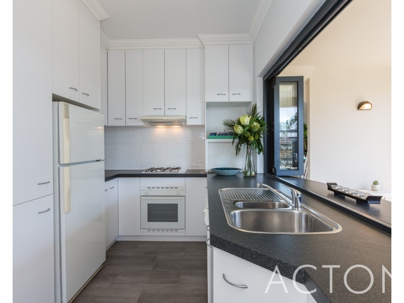 27 Saunders Street, Swanbourne WA 6010