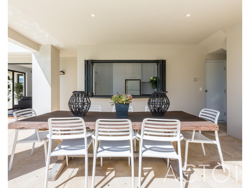 27 Saunders Street, Swanbourne WA 6010