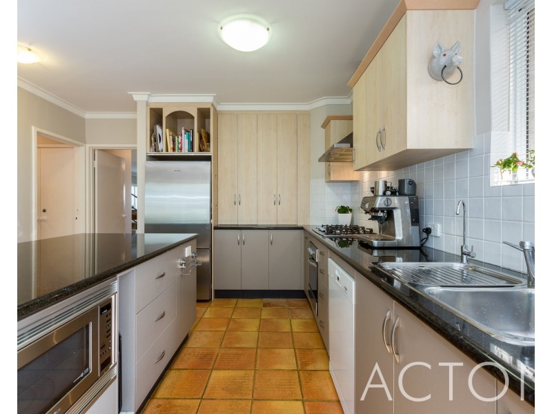 9 Cross Street, Swanbourne WA 6010