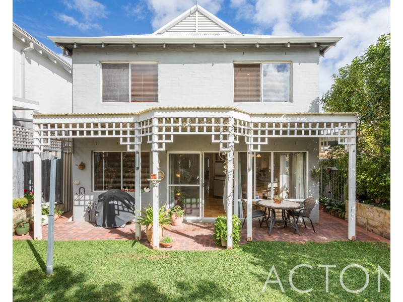 9 Cross Street, Swanbourne WA 6010