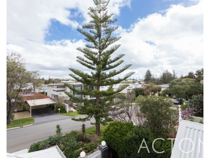 9 Cross Street, Swanbourne WA 6010