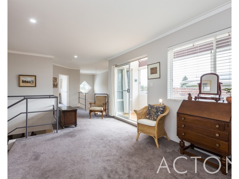 9 Cross Street, Swanbourne WA 6010