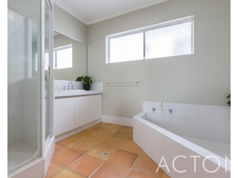 9 Cross Street, Swanbourne WA 6010