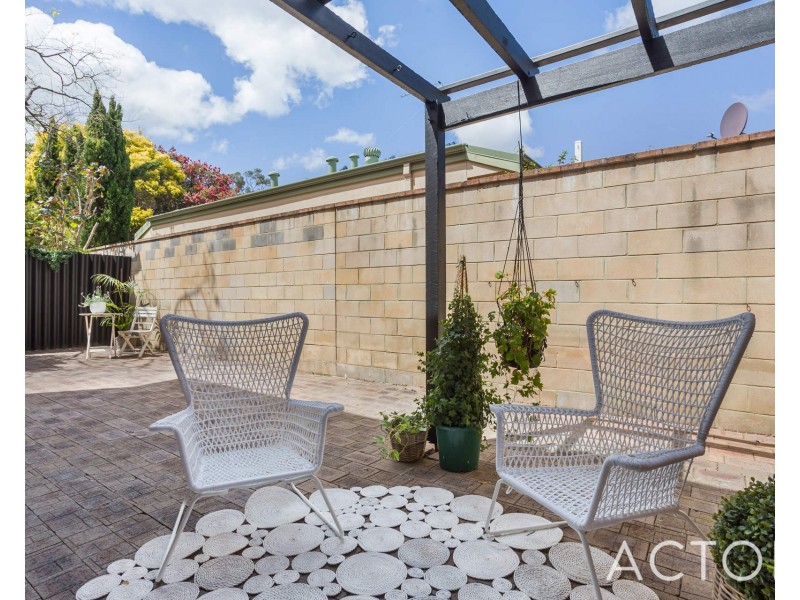 2/42 Violet Grove, Shenton Park WA 6008