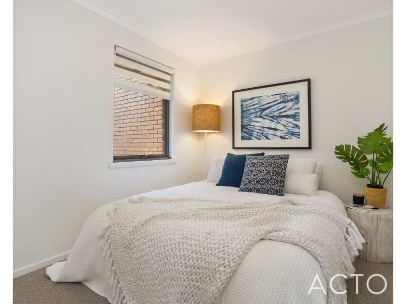 2/42 Violet Grove, Shenton Park WA 6008