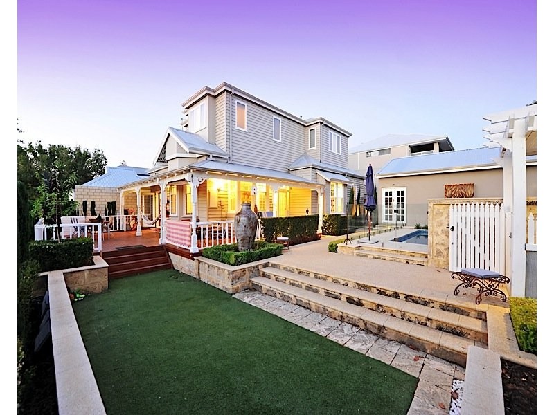 38 Broome Street, Cottesloe WA 6011