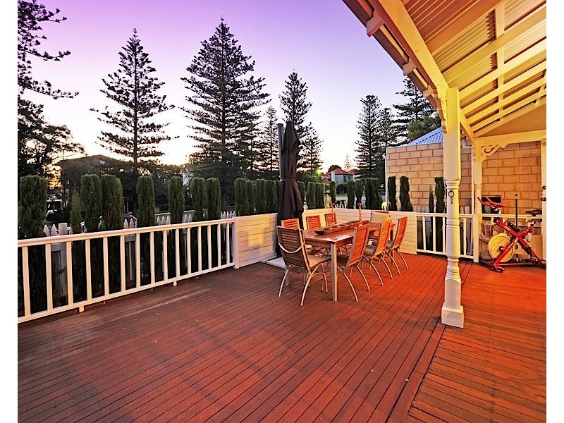 38 Broome Street, Cottesloe WA 6011