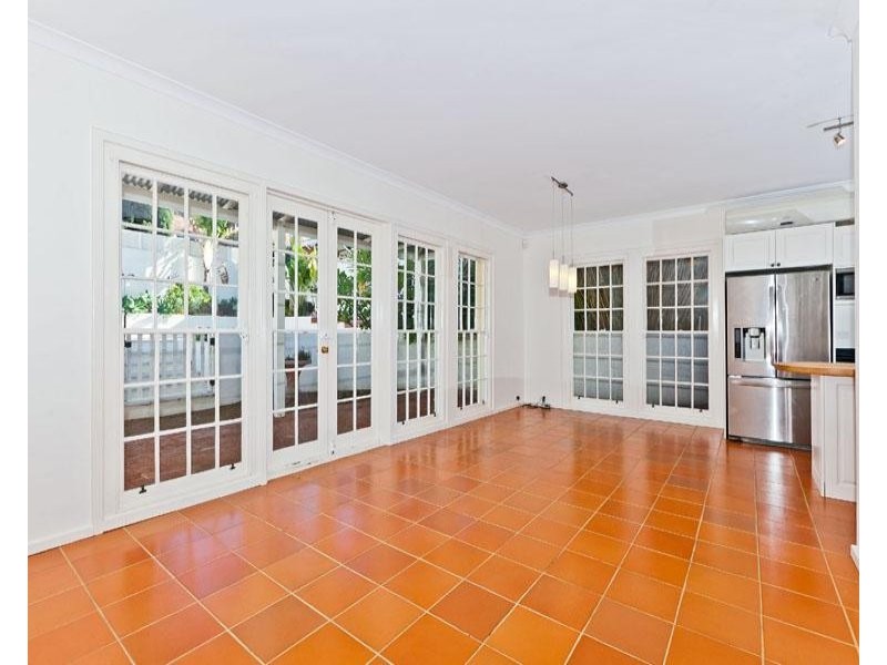 153 Curtin Avenue, Cottesloe WA 6011