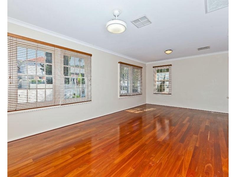 153 Curtin Avenue, Cottesloe WA 6011