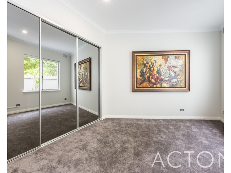 8 Millers Court, Cottesloe WA 6011