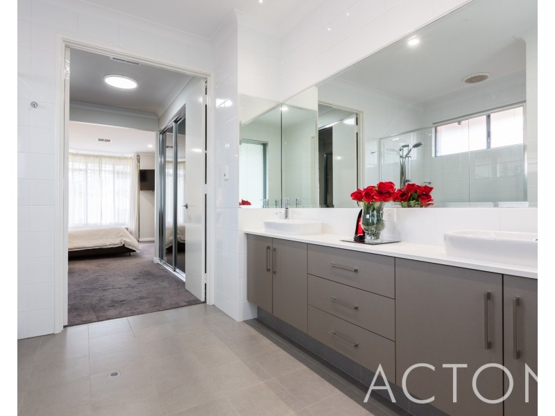 8 Millers Court, Cottesloe WA 6011