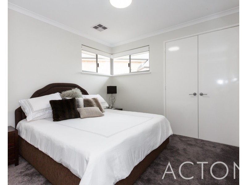 8 Millers Court, Cottesloe WA 6011