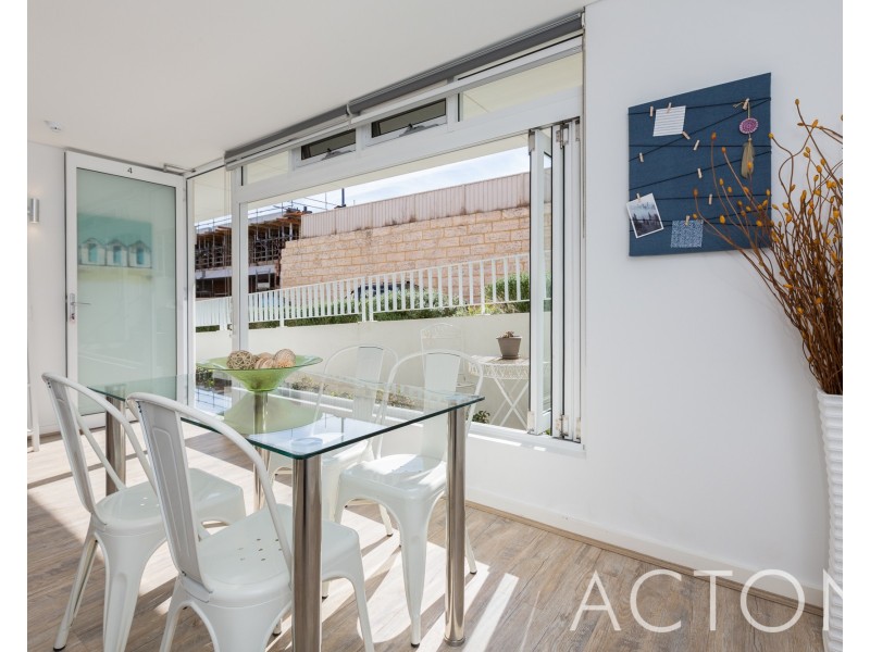 4/14 Lime Street, North Fremantle WA 6159