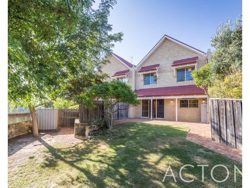 2/50 Burt Street, Fremantle WA 6160