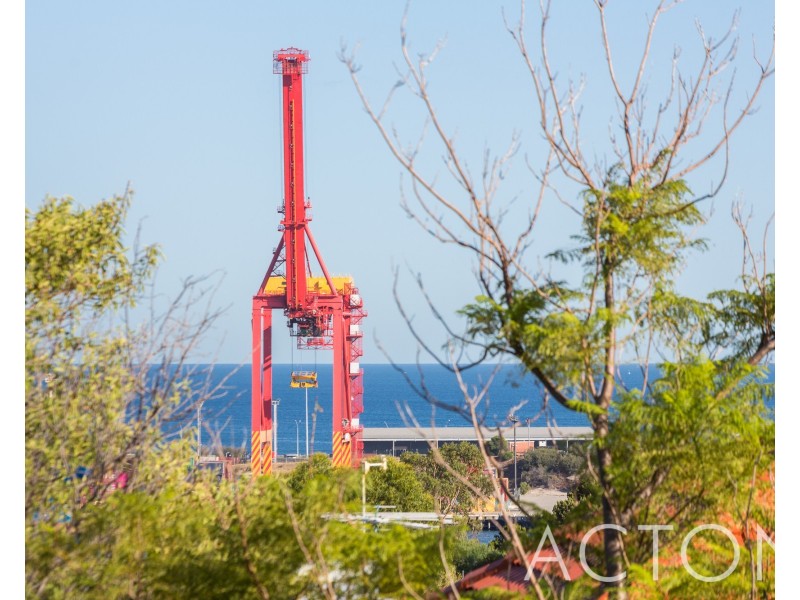 2/50 Burt Street, Fremantle WA 6160