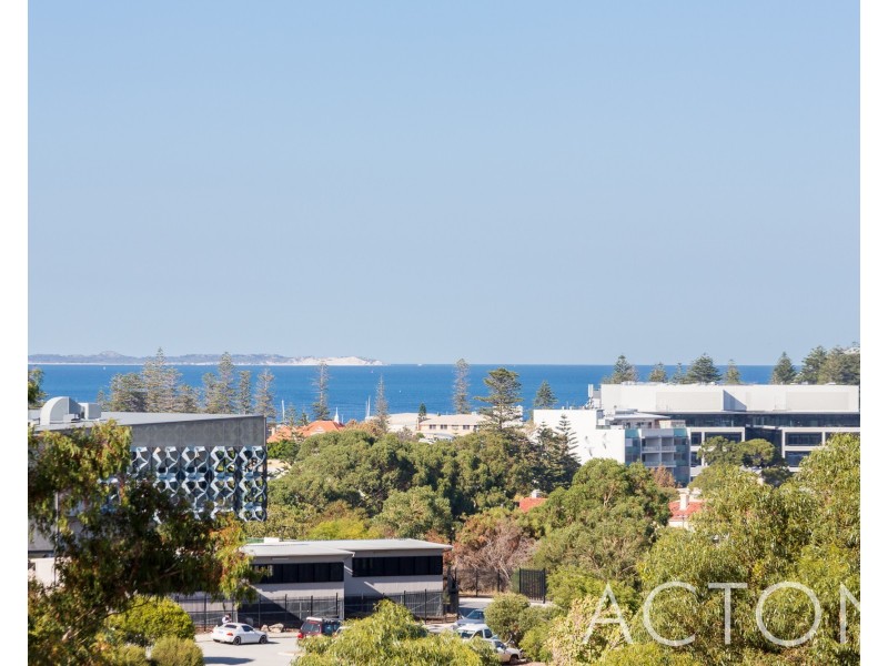 2/50 Burt Street, Fremantle WA 6160