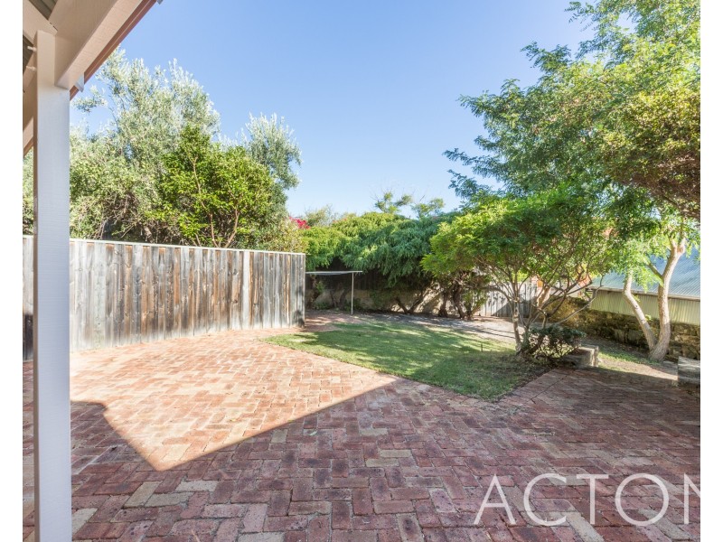 2/50 Burt Street, Fremantle WA 6160