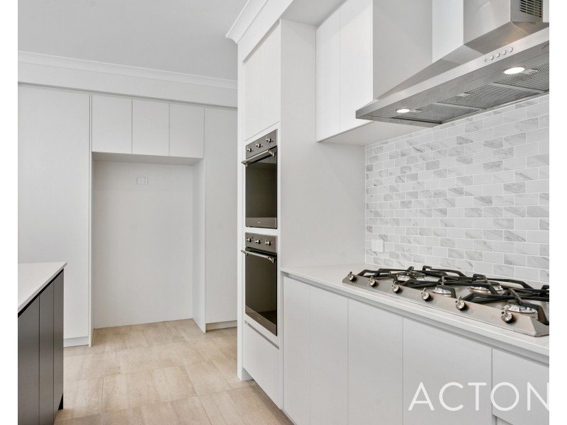 35 Olearia Lane, Mount Claremont WA 6010