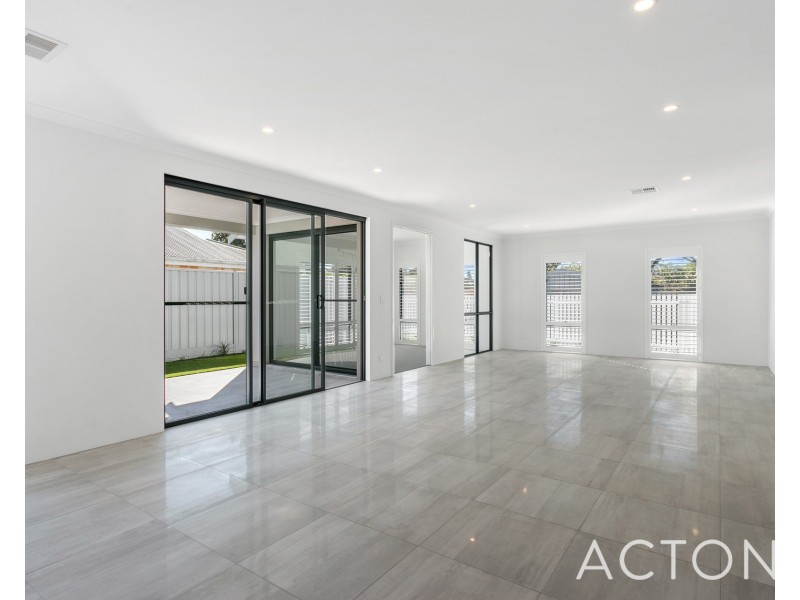 35 Olearia Lane, Mount Claremont WA 6010