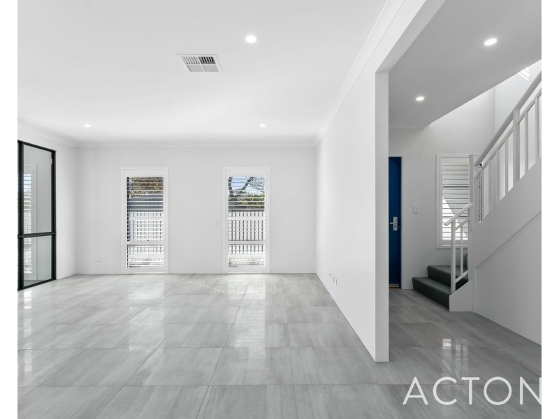 35 Olearia Lane, Mount Claremont WA 6010