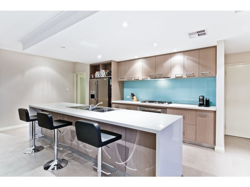 16 Gordona Parade, Beeliar WA 6164