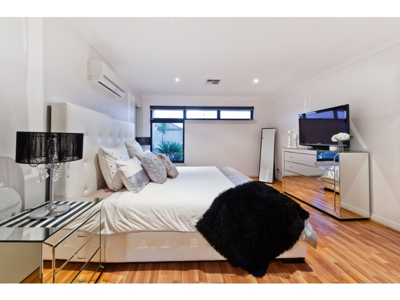 16 Gordona Parade, Beeliar WA 6164