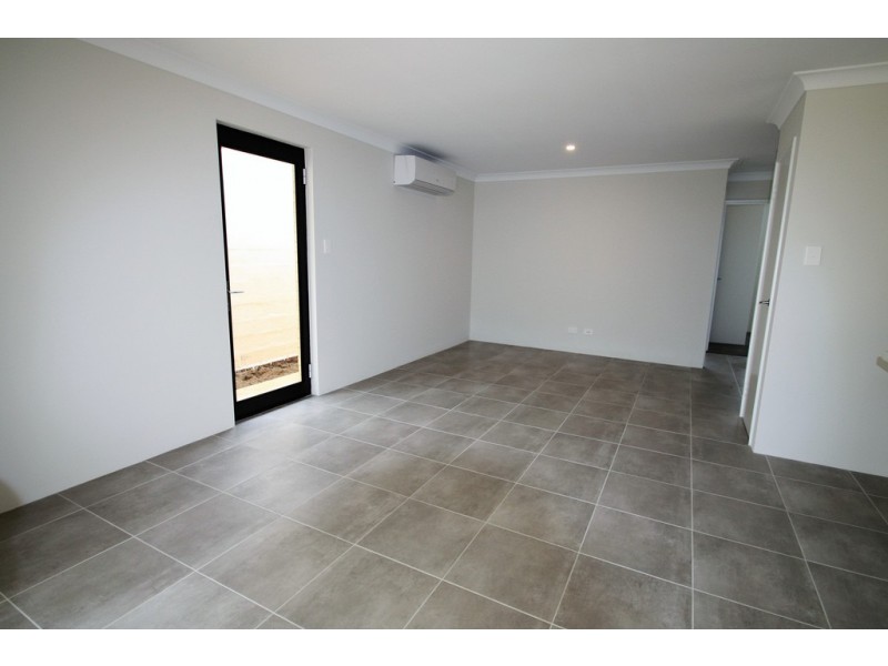 15C Stevenson Way, Spearwood WA 6163