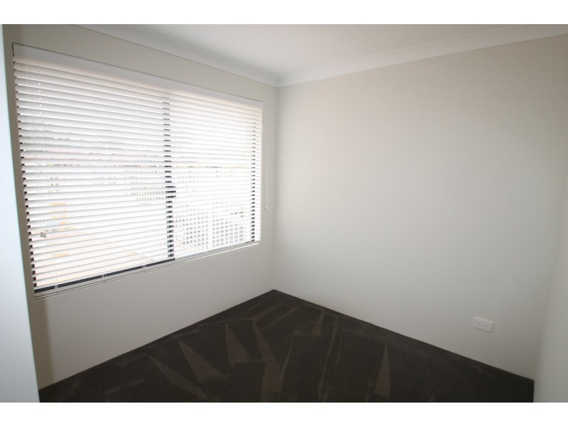 15C Stevenson Way, Spearwood WA 6163