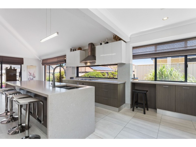 8 Milos Loop, Spearwood WA 6163