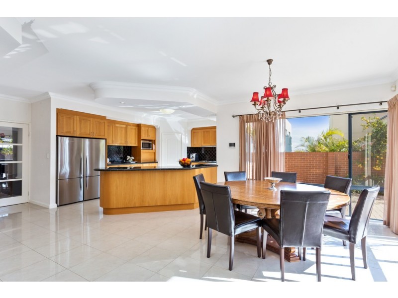 3 Charlotte View, Coogee WA 6166