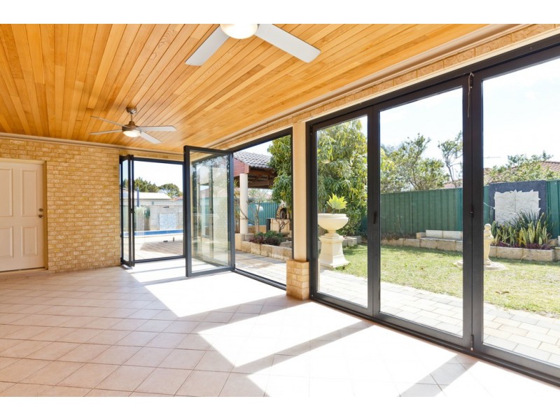 3 Amity Boulevard, Coogee WA 6166