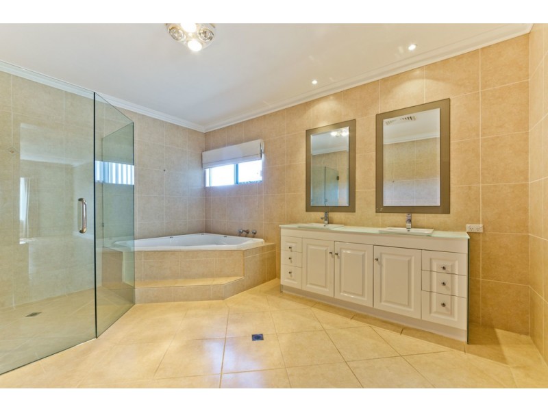 3 Amity Boulevard, Coogee WA 6166