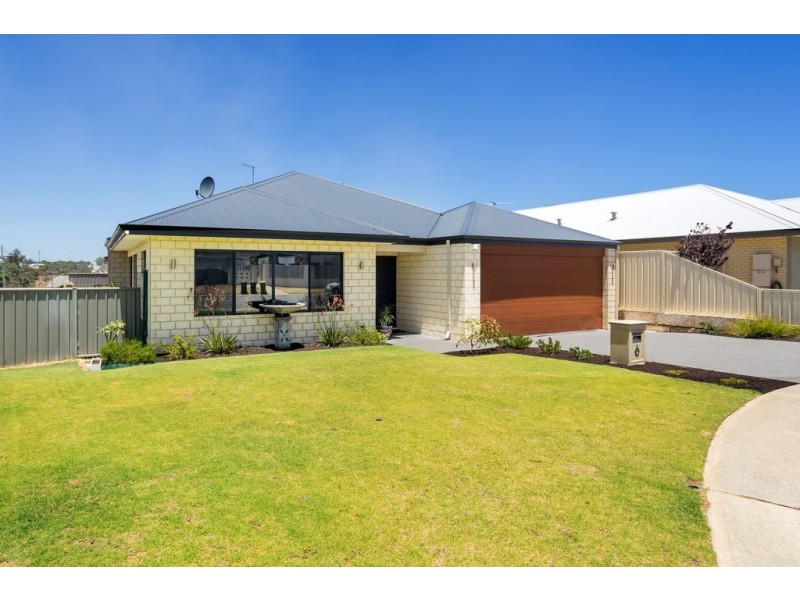 16 Ninghan Lookout, Beeliar WA 6164