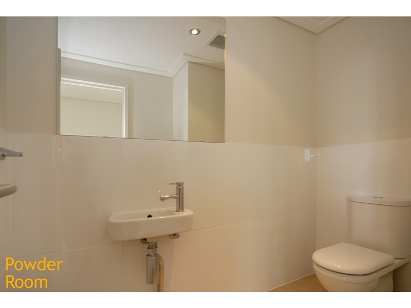 7/20 Enderby Close, North Coogee WA 6163