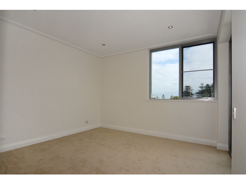 7/20 Enderby Close, North Coogee WA 6163