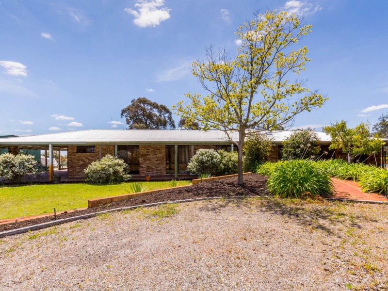 109 The Horseshoe, Wandi WA 6167