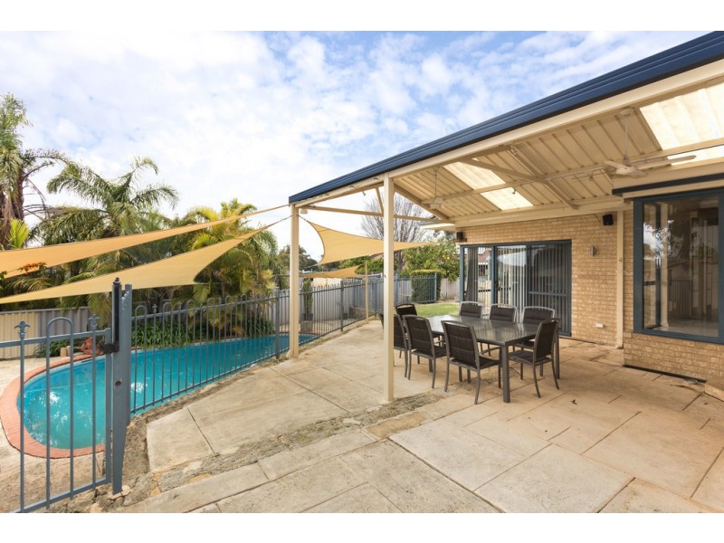 73 Anglesey Drive, Kardinya WA 6163