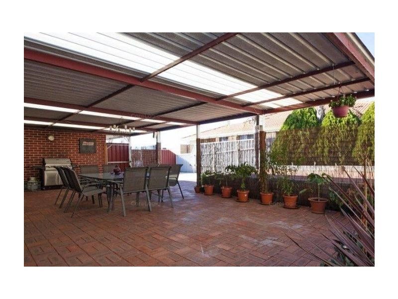 2 Luttrell Gardens, Beeliar WA 6164